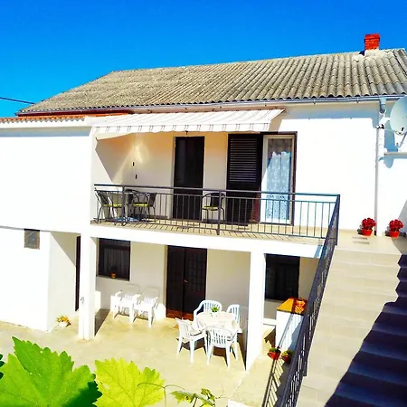 Maria Apartment *